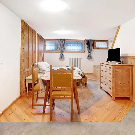 Premesan 4 Διαμέρισμα Μπόρμιο